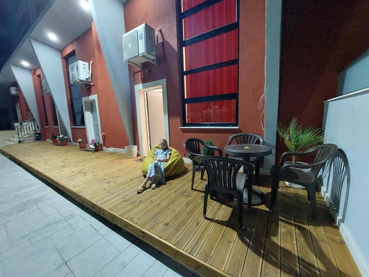 Lovely Duplex With Patio, 100m From The Beach! *