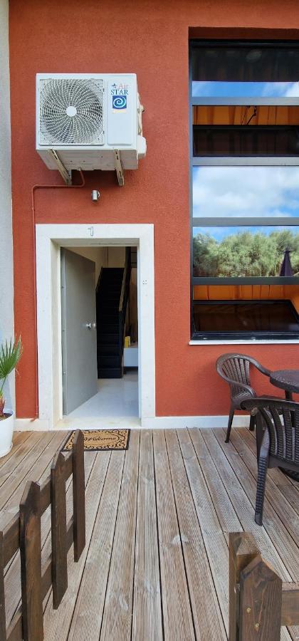 Lovely Duplex With Patio, 100m From The Beach!